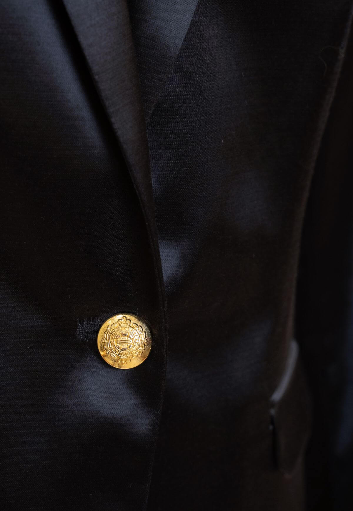 canissi-adeleid-fekete-szaten-blezer-CAN-700-2-can-700 – CAN-700