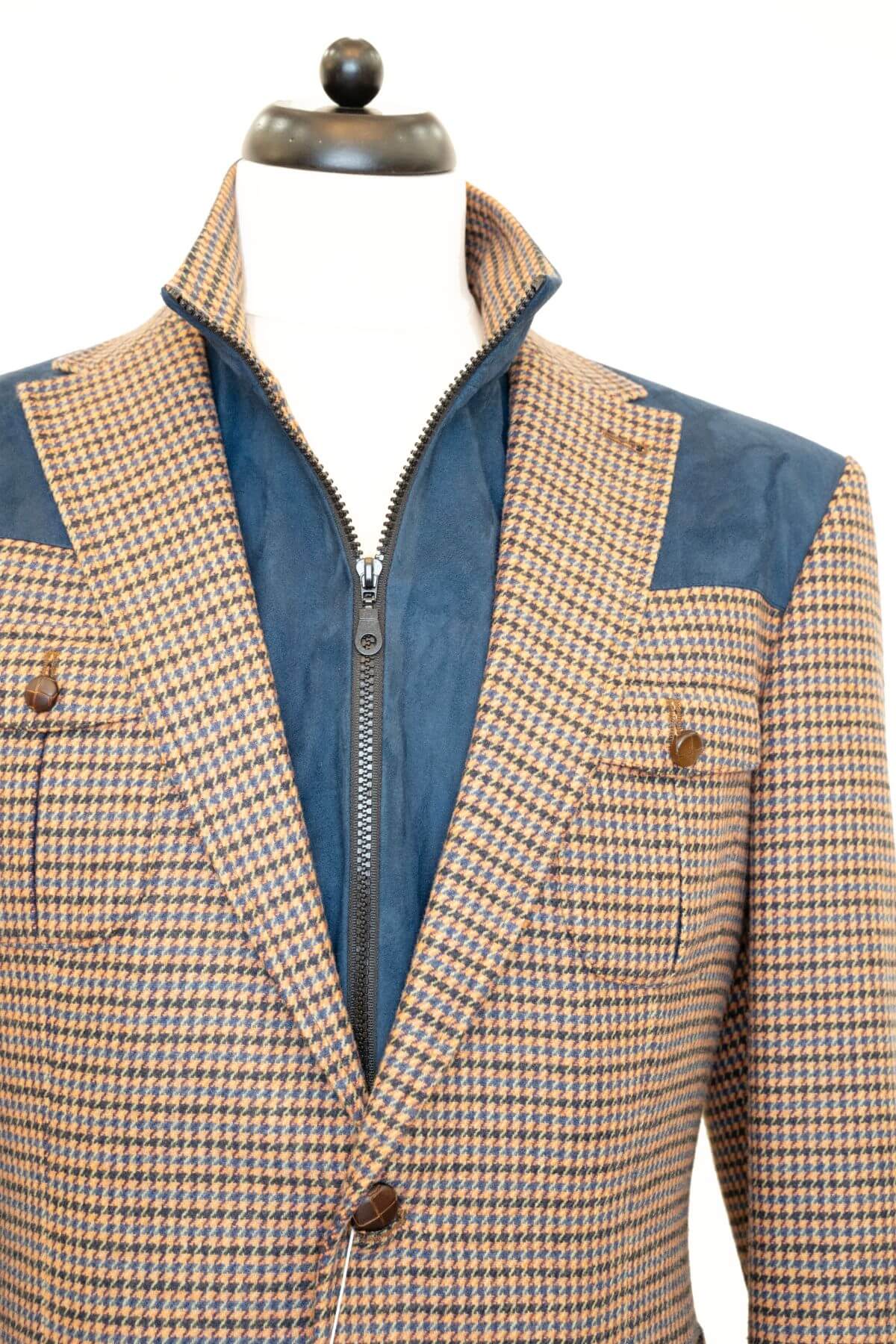 canissi-edward-narancs-es-kek-kockas-zako-kek-alkantaraval-CAN-668-2-can-668 – CAN-668