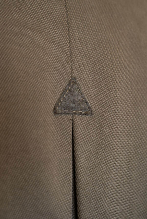 canissi-habsburg-barna-100-gyapju-zako-himzett-nyakleccel-CAN-475-4-can-475 – CAN-475