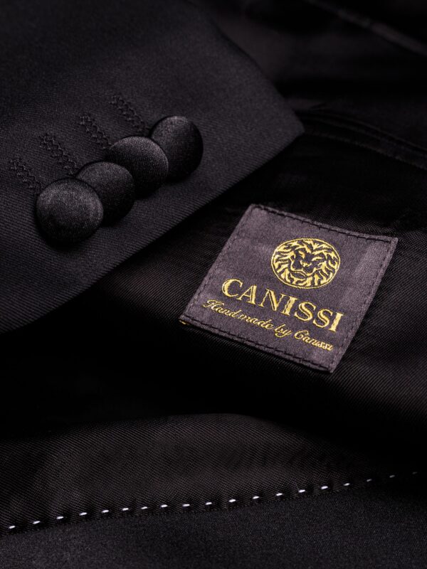 canissi-james-fekete-szmoking-CURH-028-3-can-791 – CAN-791