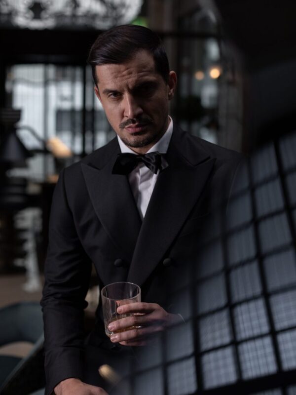 joe-black-szmoking-can-621 – CAN-621